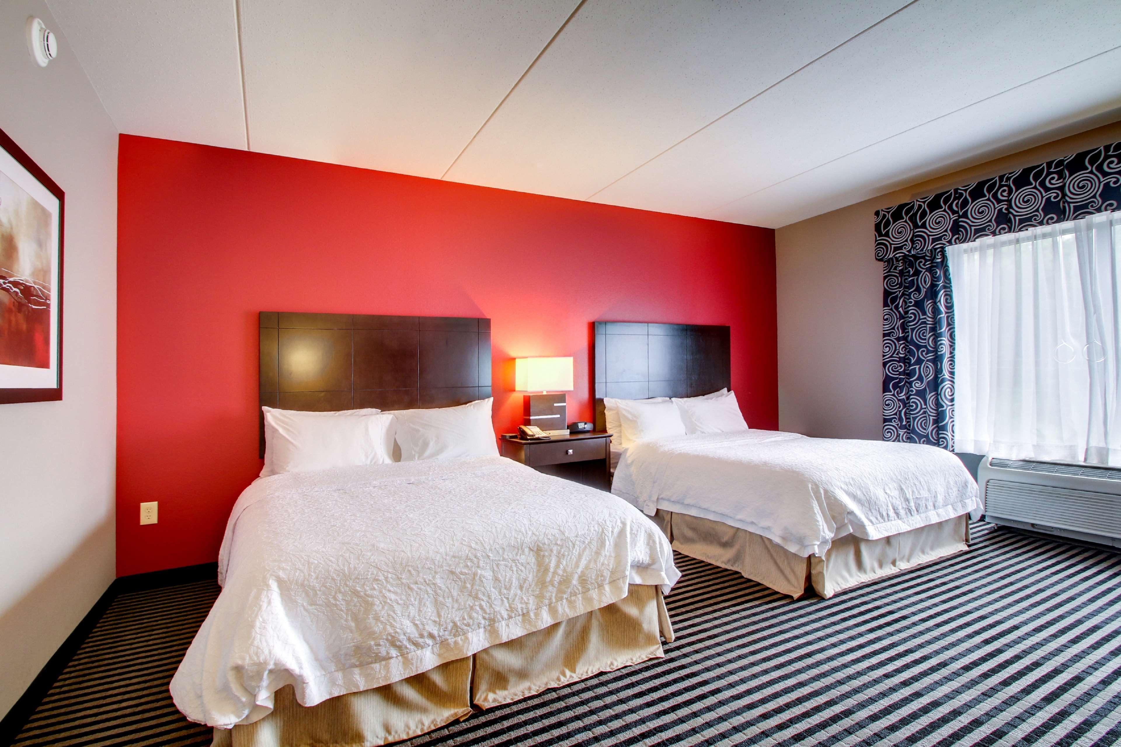 Hampton Inn Birmingham/Leeds Eksteriør bilde