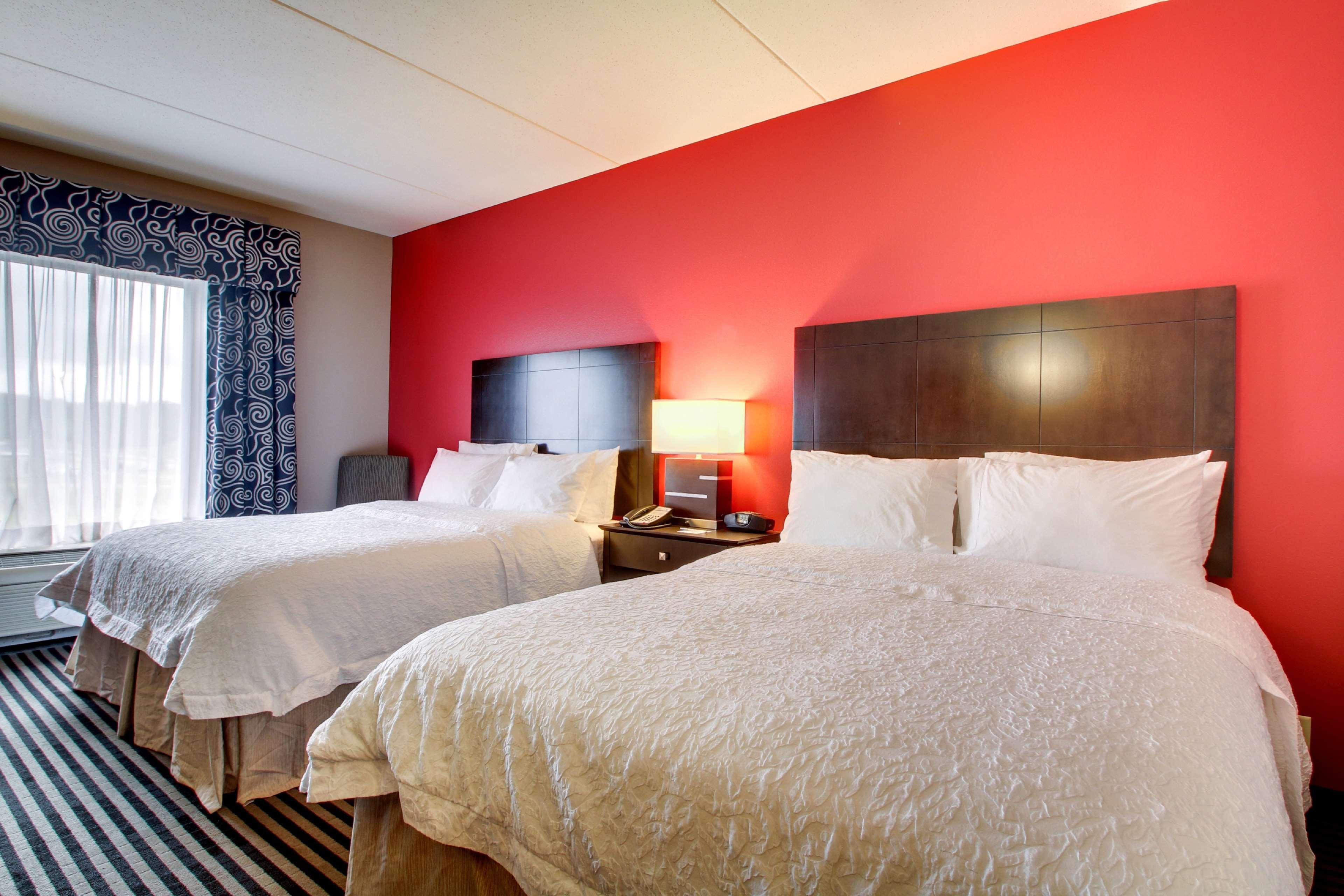 Hampton Inn Birmingham/Leeds Eksteriør bilde