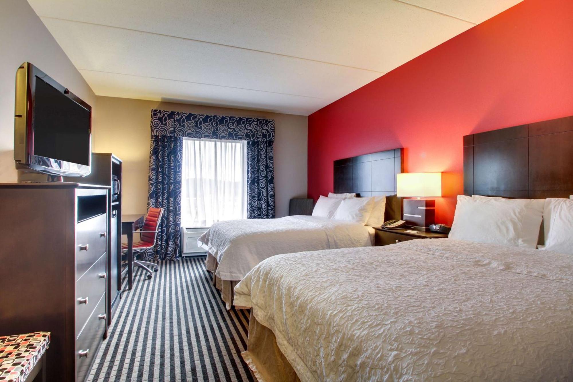 Hampton Inn Birmingham/Leeds Eksteriør bilde