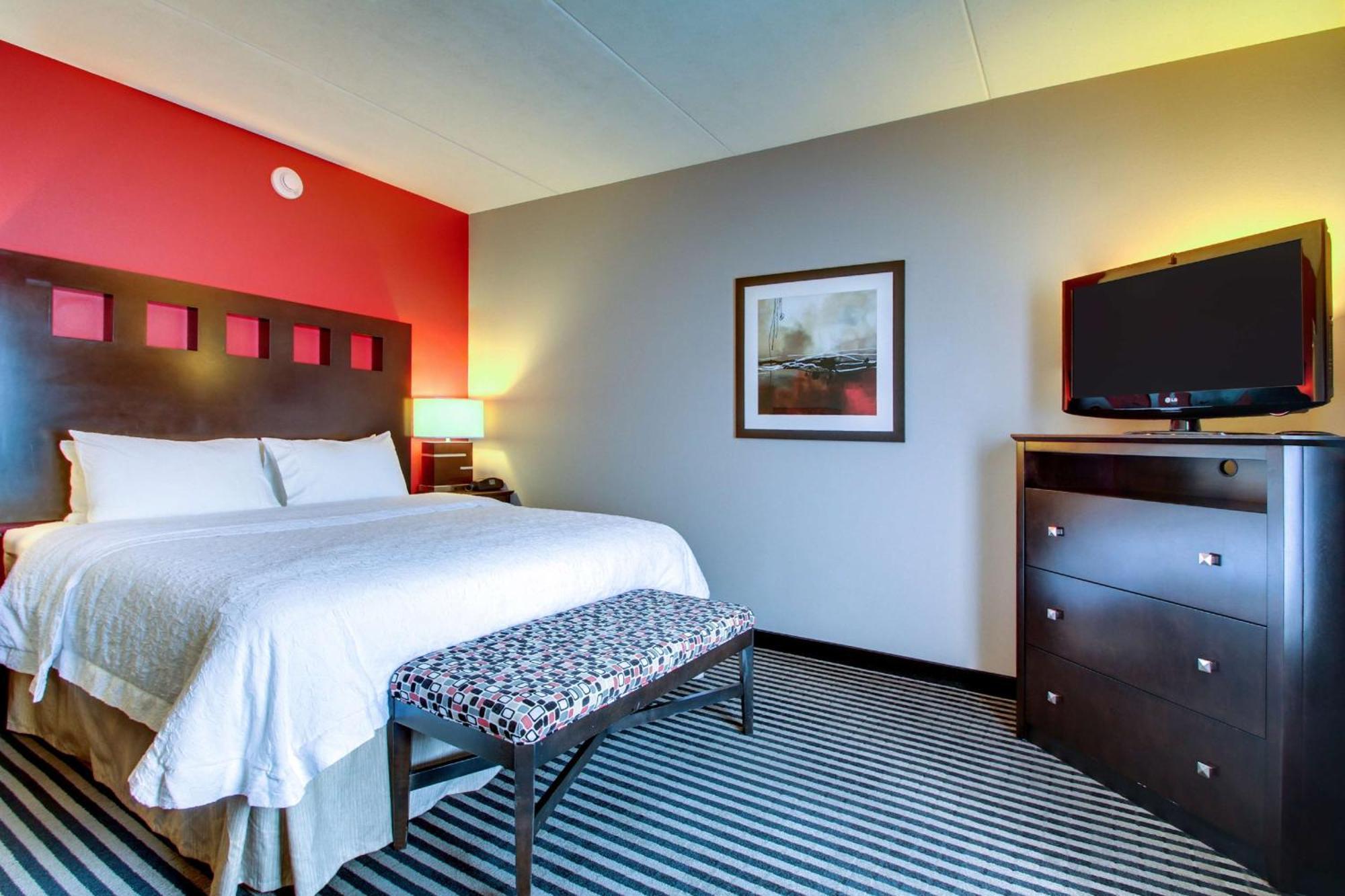 Hampton Inn Birmingham/Leeds Eksteriør bilde